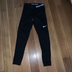 Nike pro leggings size Small